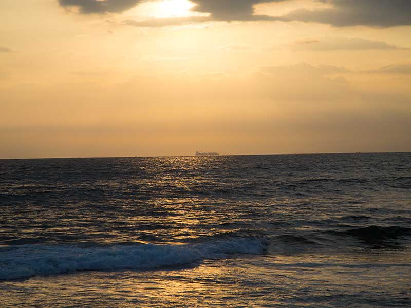 Hikkaduwa Beach