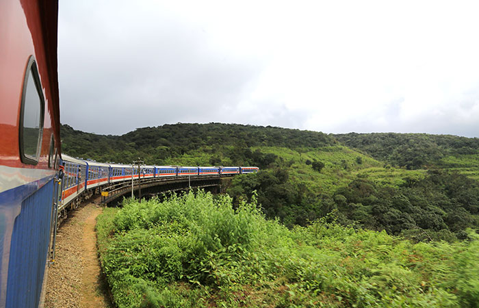 Scenic Train and Trekking Trips in Sri Lanka