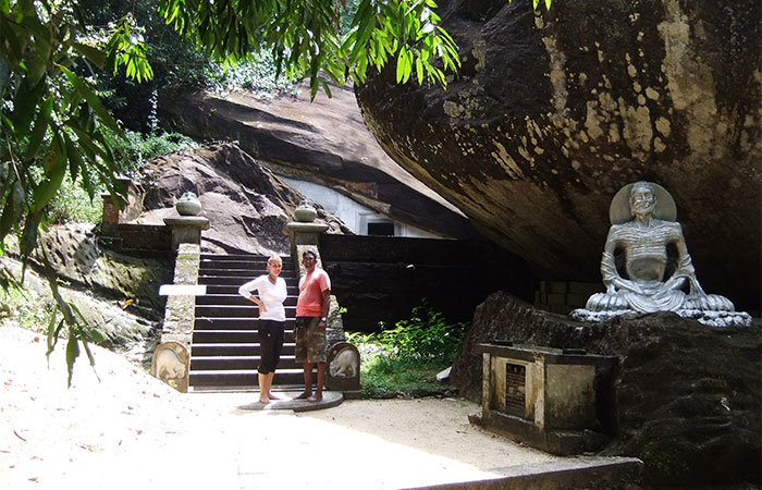 Trek through the country side and Trekking Trips in Sri Lanka - Scenic trekking tours in Sri Lanka - Trek through the Country Side and trekking tours - Trekking Trips in Sri Lanka - Sri Lanka trekking Trips - Trekking trips in Bentota - Bentota Trekking Trips - Village Walk in Sri Lanka