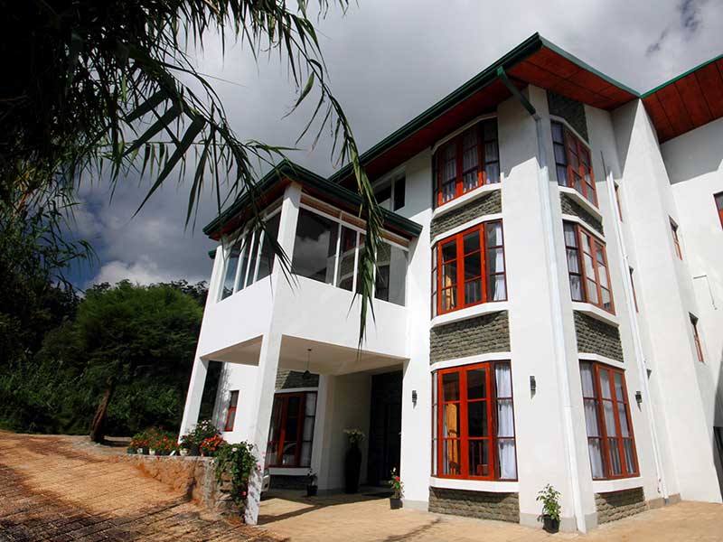 Endemic bird watching tour of Sri Lanka