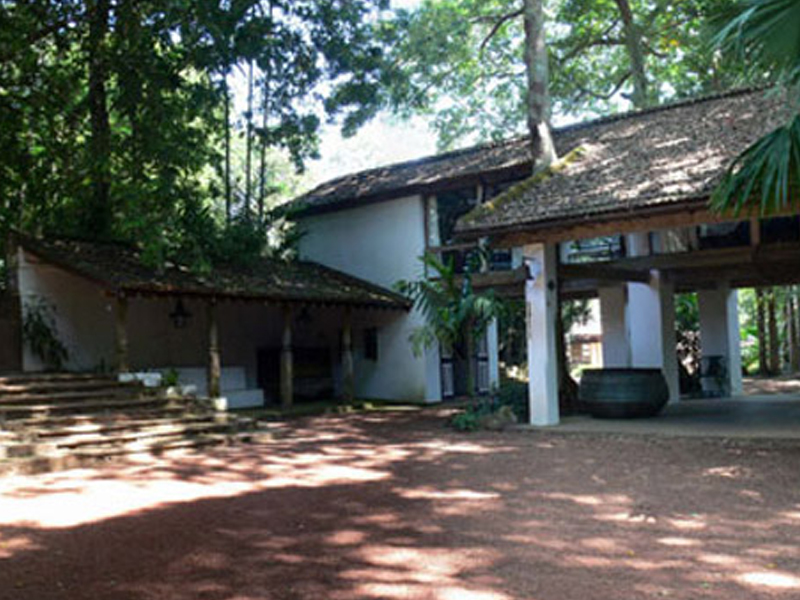 Lunuganga day tour departing from Galle