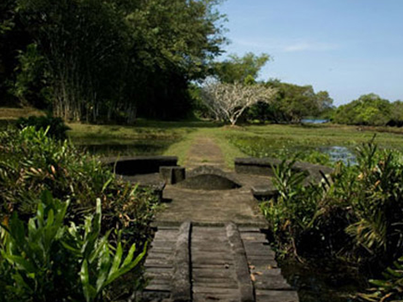 Lunuganga day tour departing from Galle