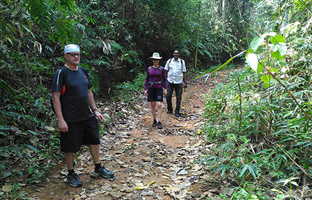Trek through the country side and Trekking Trips in Sri Lanka - Trek through the Country Side and scenic trekking tours in Sri Lanka - Trek through the Country Side and trekking tours - Trekking Trips in bentota - Country Walk in Sri Lanka - Village Walk in Sri Lanka