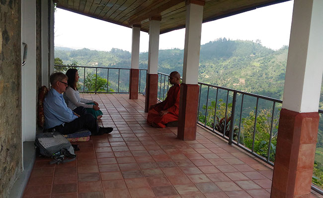 Meet with a Buddhist Monk - Bandarawela Monastery