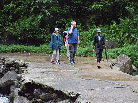Explore a remote mountainous village in Kandy
