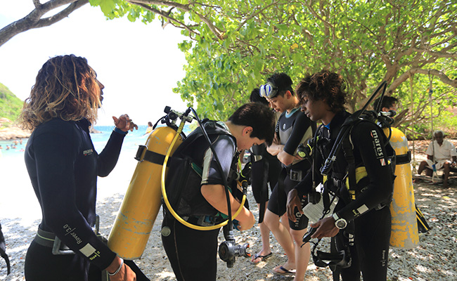 Snorkeling in Pigeon Island